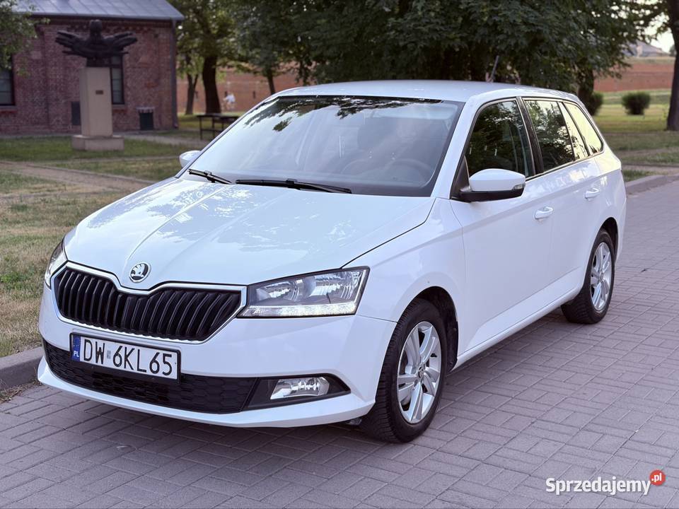 Skoda Fabia 3 III 2020 10 TSi 110 Zamość sprzedam