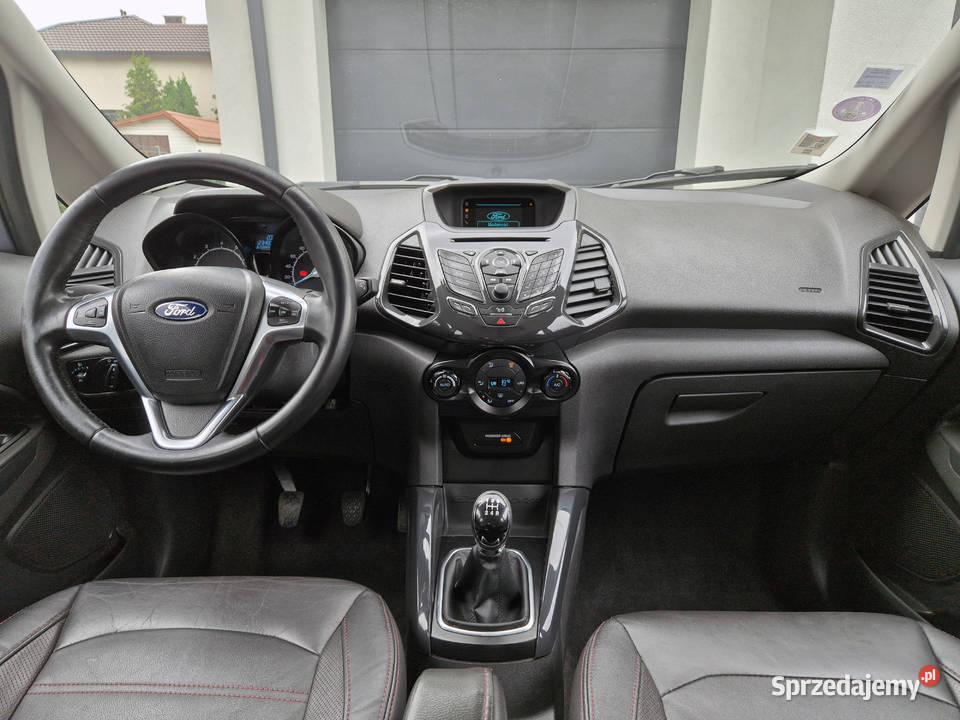 Ford EcoSport Ford EcoSport Benzyna niski