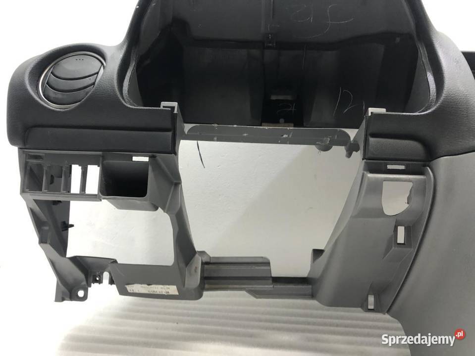 KONSOLA DESKA ROZDZIELCZA MAZDA 6 GY GG 0207