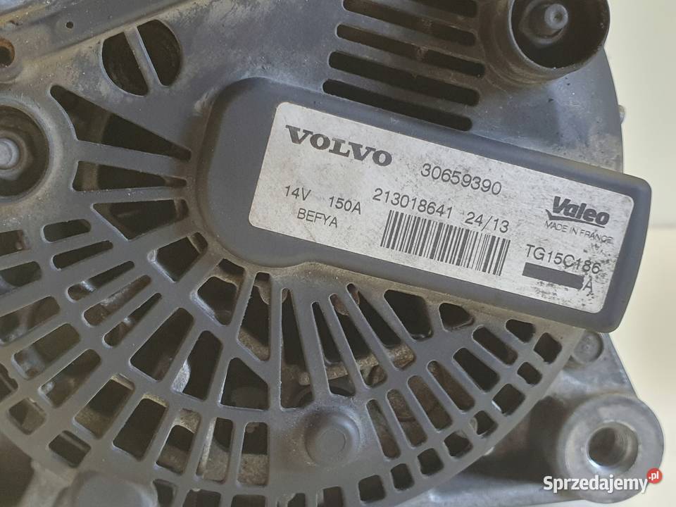 Volvo V70 III 16 D D2 ALTERNATOR valeo 30659390