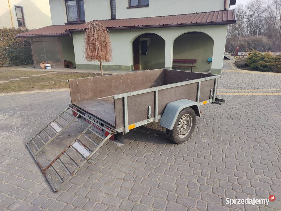 Przyczepka samochodowa lekka Do samochodów osobowych Łazów