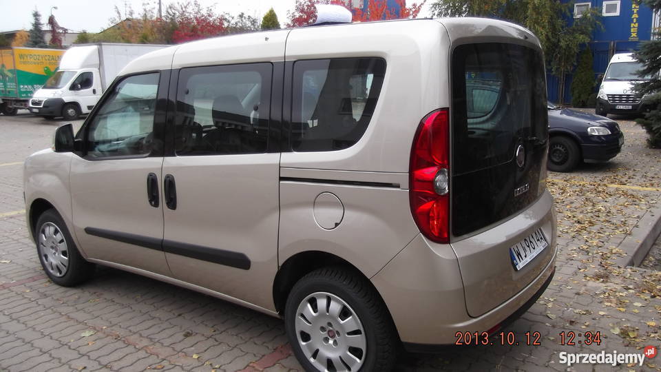 WYNAJEM SAMOCHODÓW DOSTAWCZYCH Z WINDĄ Warszawa