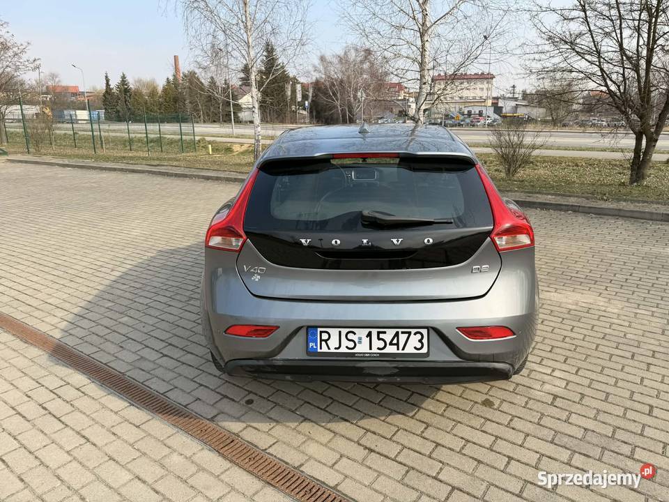 Volvo V40 Lift 20 D2 2018 Ledy Jasło