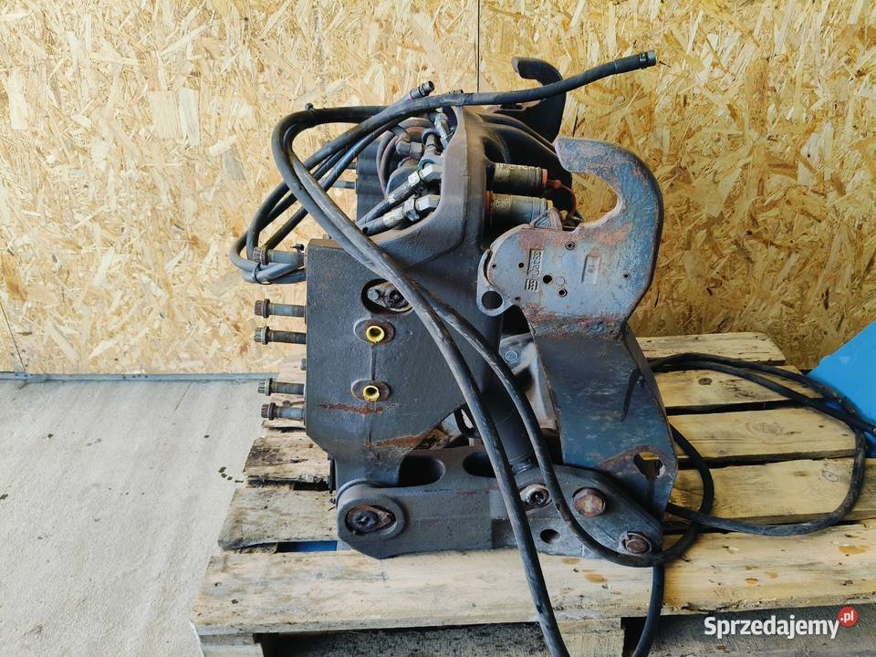 Claas Axion 840 CMatic 2013r A09 240 Przedni Tuz Rolnictwo warmińsko-mazurskie Stalewo