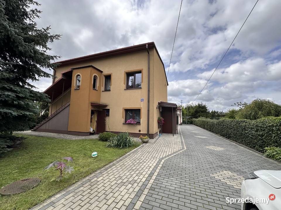DOM na sprzedaż - 6 pokoi 148 m2
