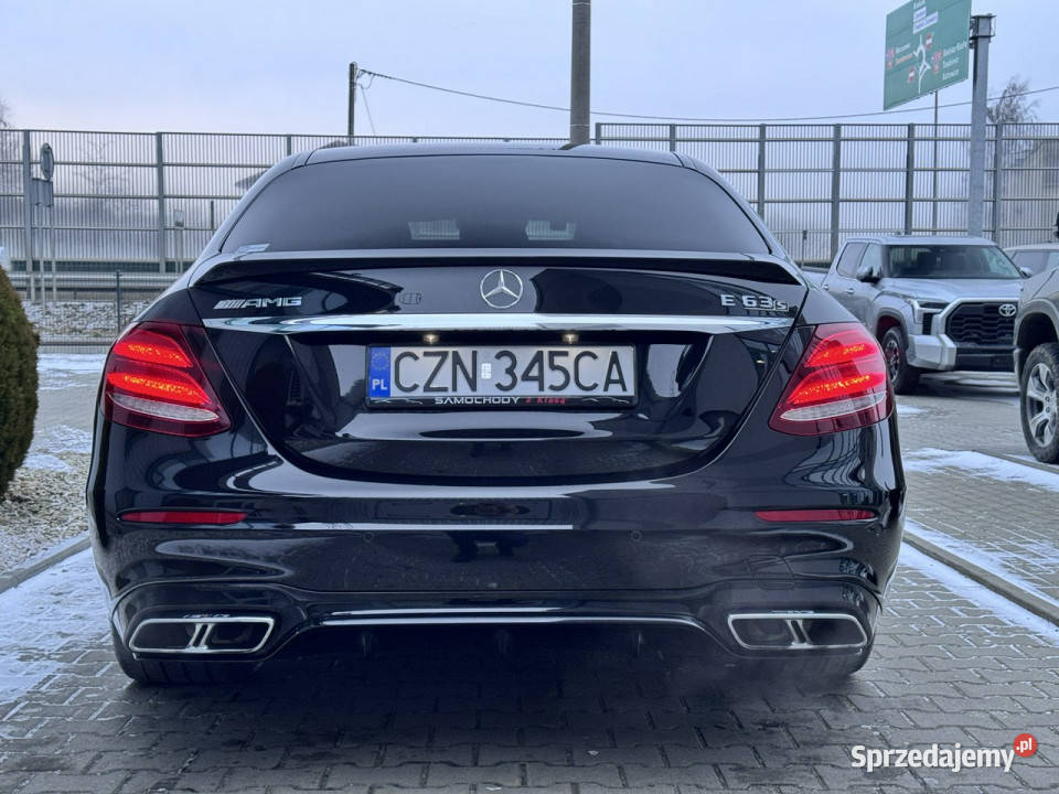 Mercedes E 63 AMG 63S 4 Matic Bezwypadkowy Motoryzacja