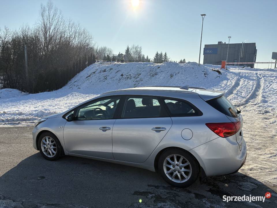 Kia Ceed 16 CRDi M nieuszkodzony Rzeszów sprzedam