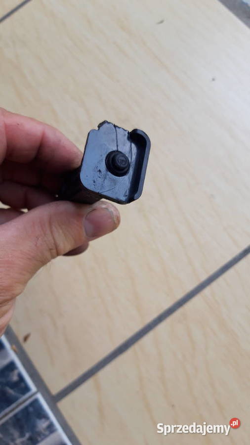 kia ceed III siłownik z linką klapki wlewu Kalisz