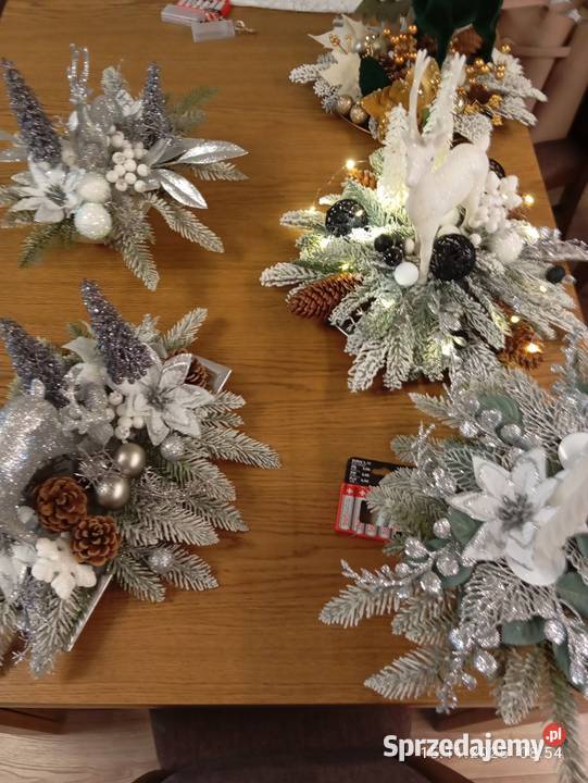 Stroiki świąteczne stroisze