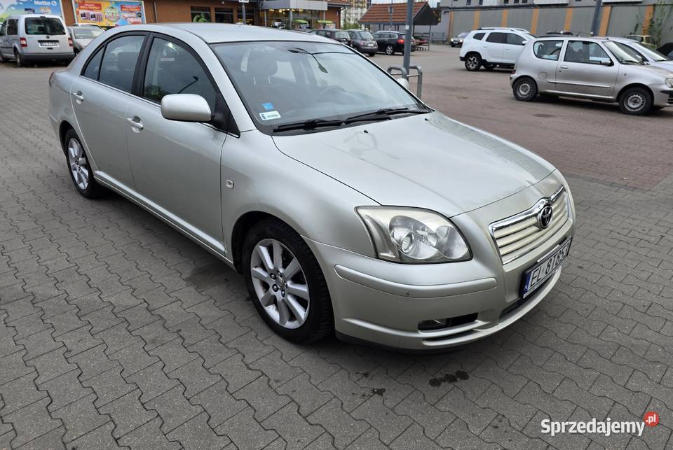 Toyota Avensis 20 benzyna 147 2004r T25 1998cm3 Łódź