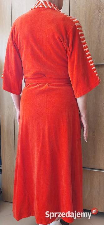 Szlafrok Triumph czerwony Chorzów