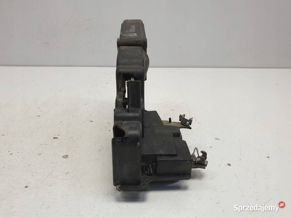 Mitsubishi Space Star ZAMEK PRZEDNICH DRZWI osobowe sprzedam