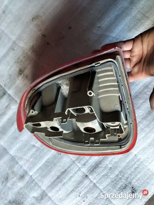 CORSA B LAMPA TYŁ PRAWA Kamień-Kolonia sprzedam