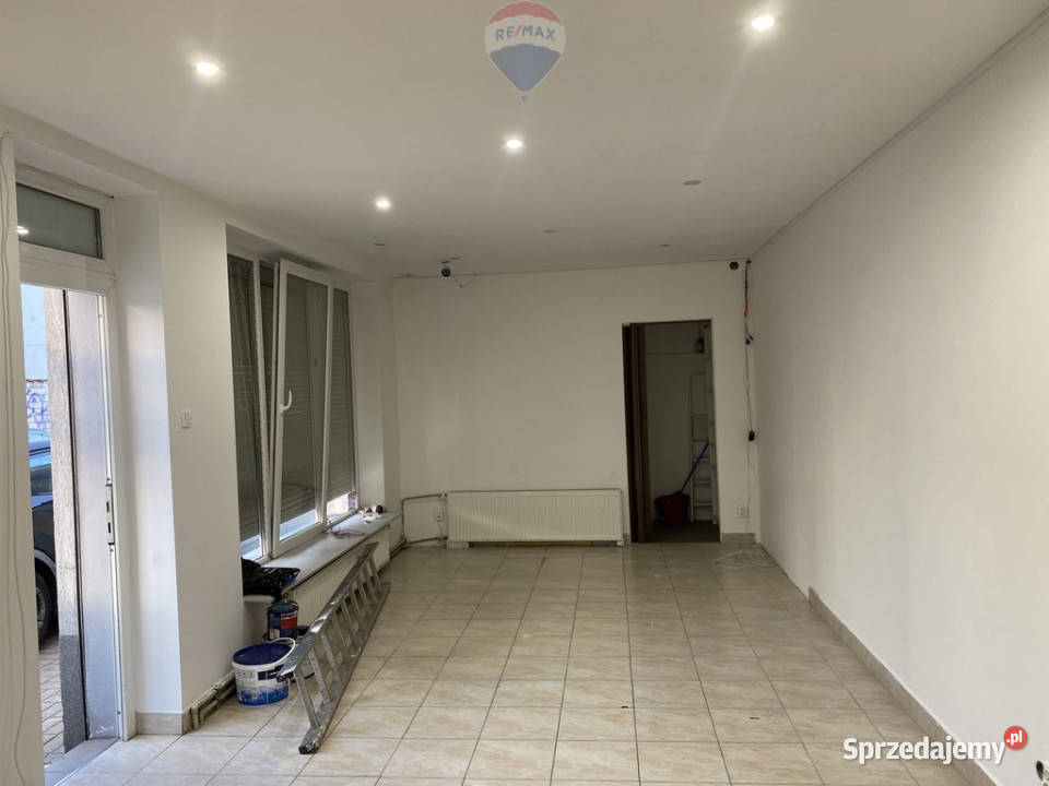 Doskonała obok McDonalds parter witryna Warszawa