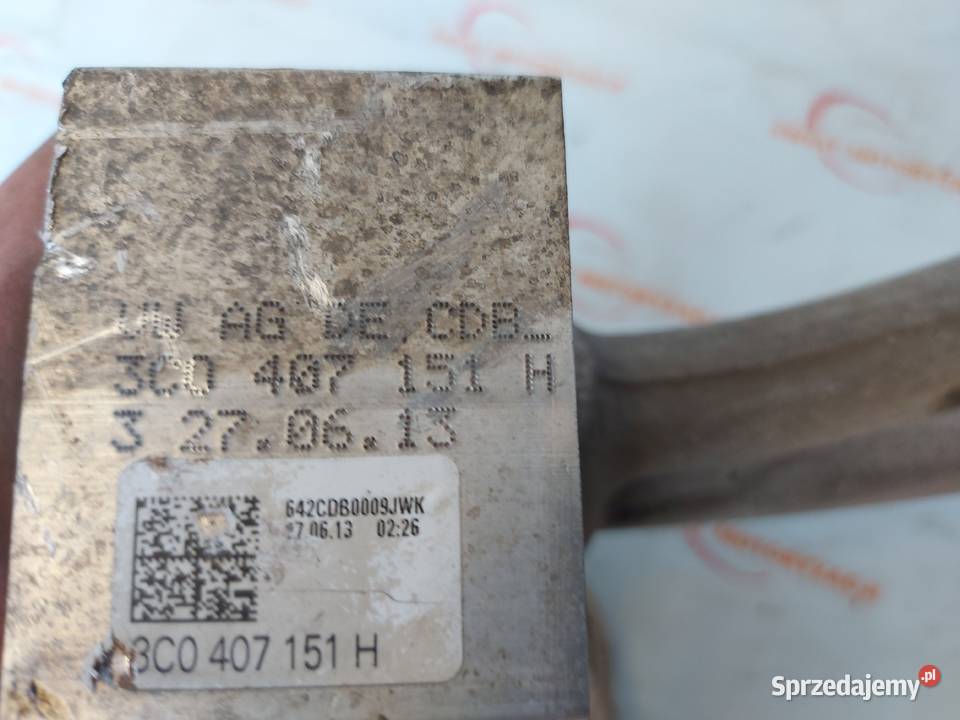 AUDI Q3 I 13r wahacz dolny lewy przód 3C0407151H Wahacze Kielce