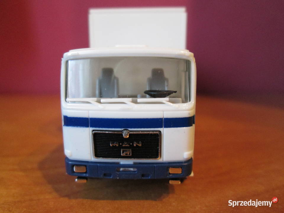 Model ciężarówki MAN skala 187 HERPA