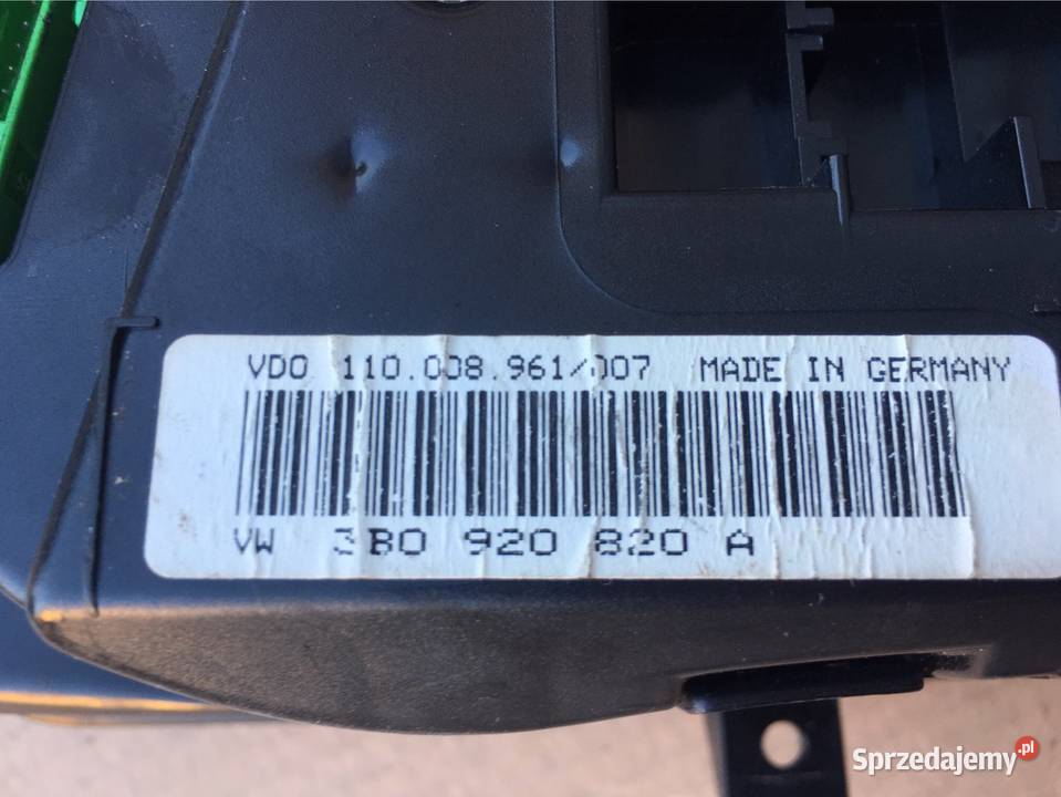 Licznik Passat b5 19TDI 3B0920820A osobowe Chojnice