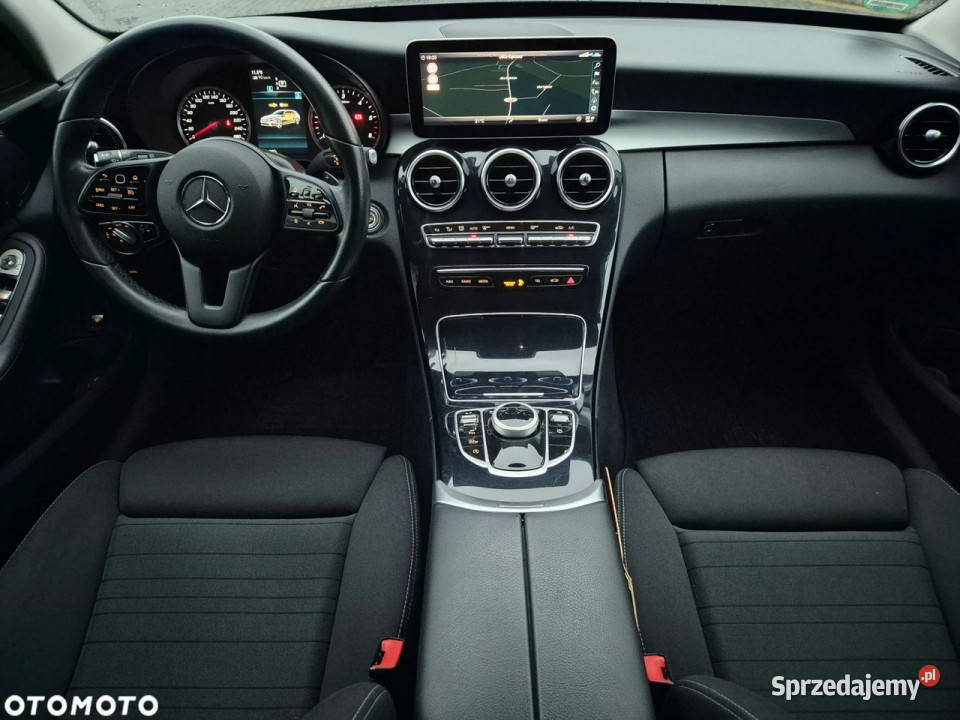 Mercedes C 180 W205 20142021 167890km Kraków
