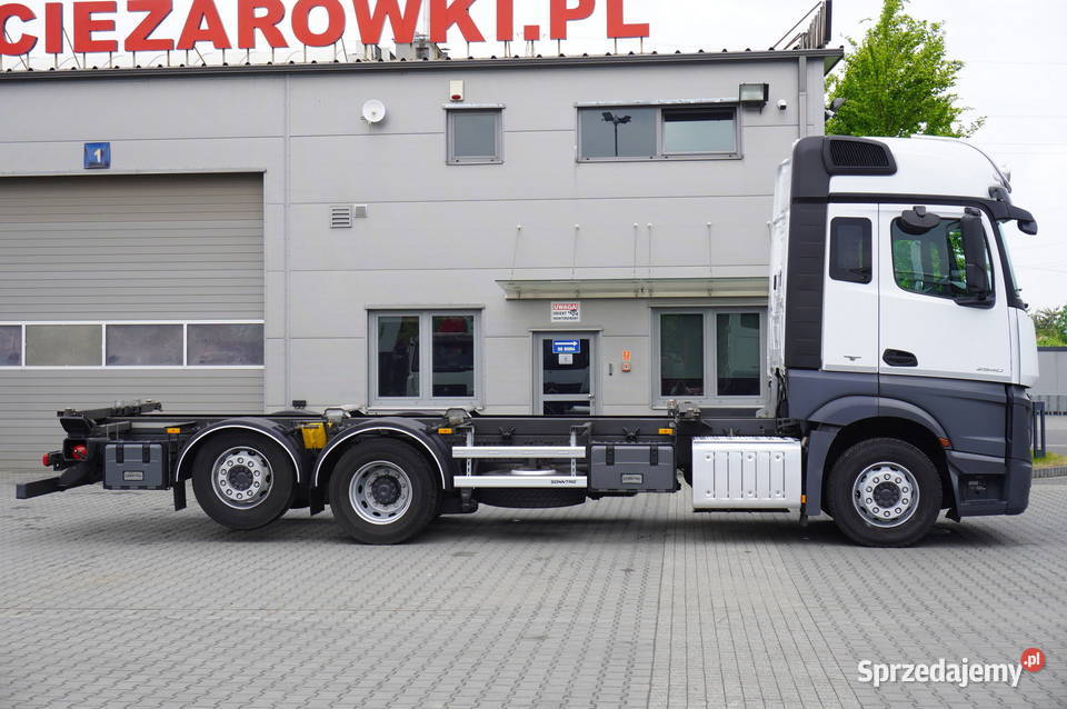 MercedesBenz Actros 2540 6x2 80 5 siedzeń BDF 6 Kraków