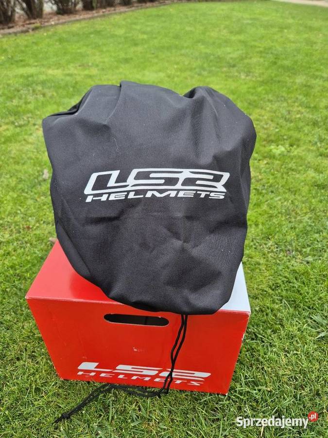 Kask motocyklowy na skuter LS2 r XL pokrowiec i Sobienie-Jeziory sprzedam