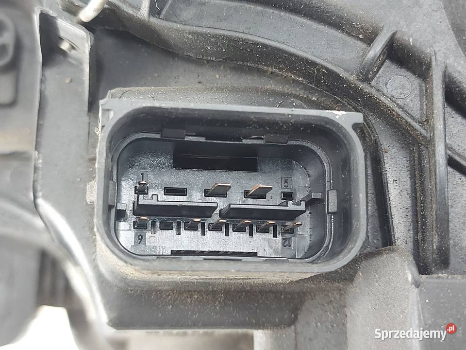 BMW E88 11r lampa prawa przód ANGLIK 7263642 Kielce