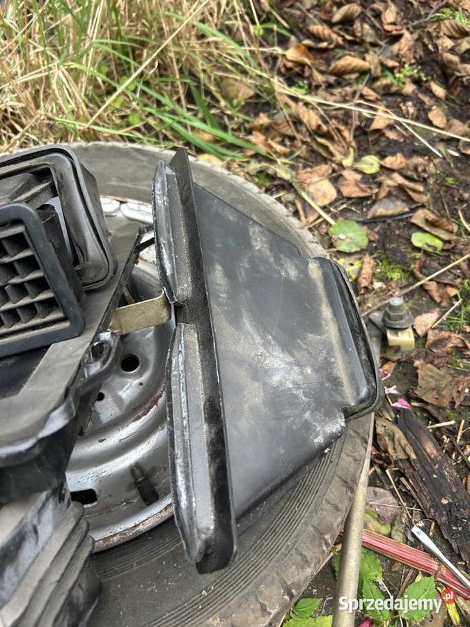 Konsola nawiewu Fiat 126p kratka nawiewu i wiele osobowe Dolice sprzedam