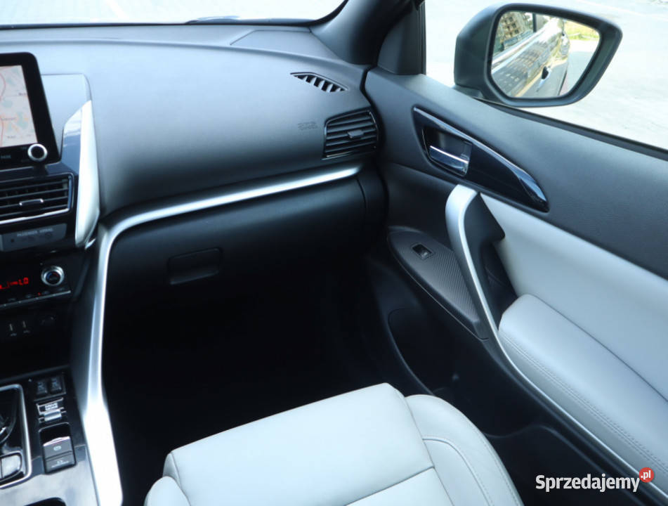 Mitsubishi Eclipse Cross PluginHybrid elektrycznie ustawiane fotele Mitsubishi Łódź