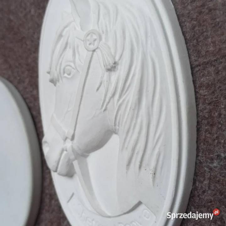 Medalion z głową konia Shetland Pony Kafel Porcelana i szkło Gdańsk sprzedam