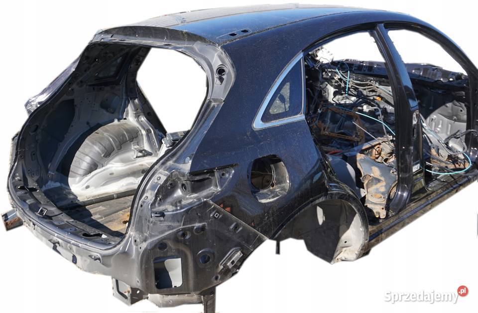 ĆWIARTKA TYLNA PRAWA INFINITI QX70 FX30 FX37 Nowy Tomyśl sprzedam