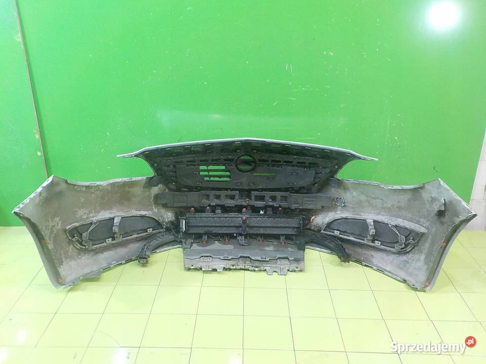 OPEL INSIGNIA A1 LIFT 20 CDTI 14r HB 5D zderzak Suków sprzedam