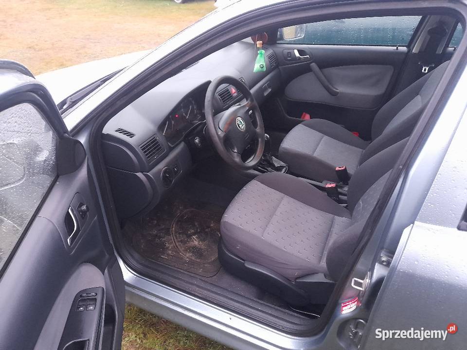 Skoda Octavia 16 benzyna GAZ klima