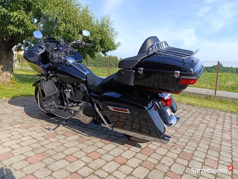 Harley Davidson Road Glide Ultra FLTRU 107 M8 Harley-Davidson podkarpackie Czarna
