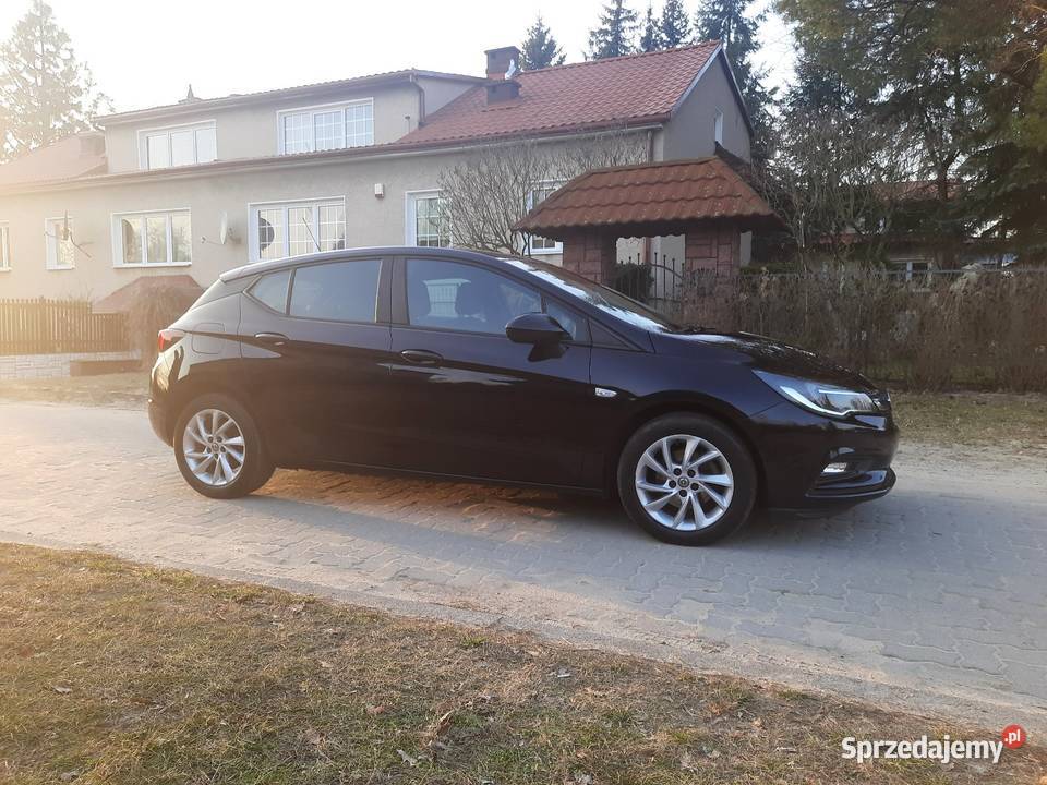 Sprzedam Opla Astrę K z 2018r 14 benzyna 125 Puławy