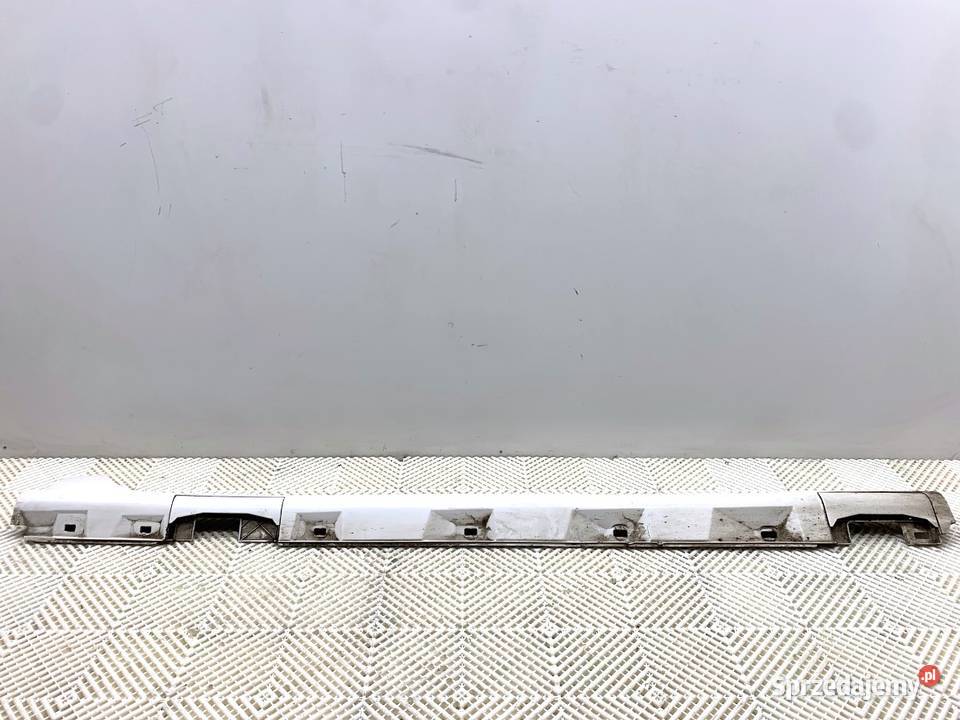 LISTWA PROGOWA PRAWY AUDI A7 4G Hatchback 1018