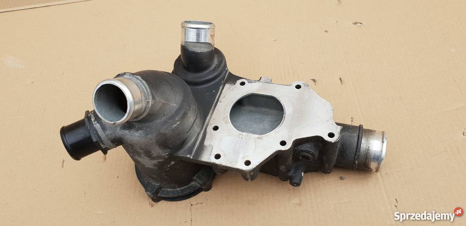 IVECO STRALIS OBUDOWA TERMOSTATU 5801899797 Silniki i osprzęt Bieleń