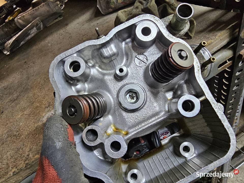 Honda CBR 125 jc34 głowica zawór zawory sprężyna Cylindry, głowice, pierścienie dolnośląskie Jelenia Góra