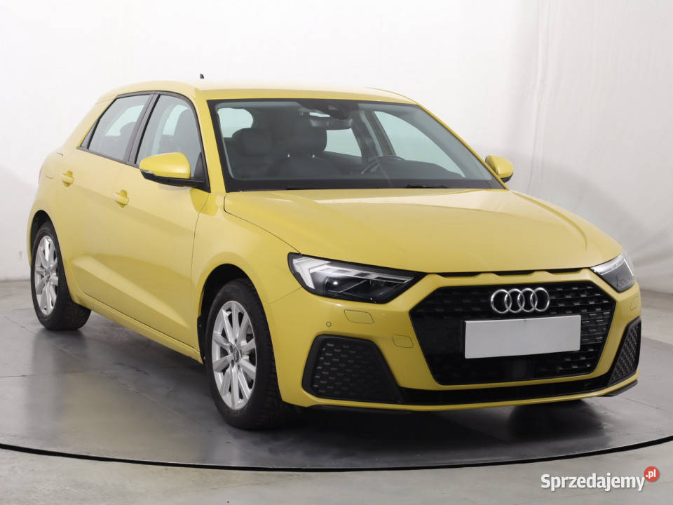 Audi A1 30 TFSI podgrzewane fotele A1 Katowice