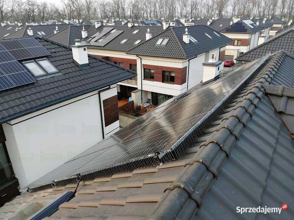 Ochrona systemów fotowoltaicznych przed ptakami Warszawa