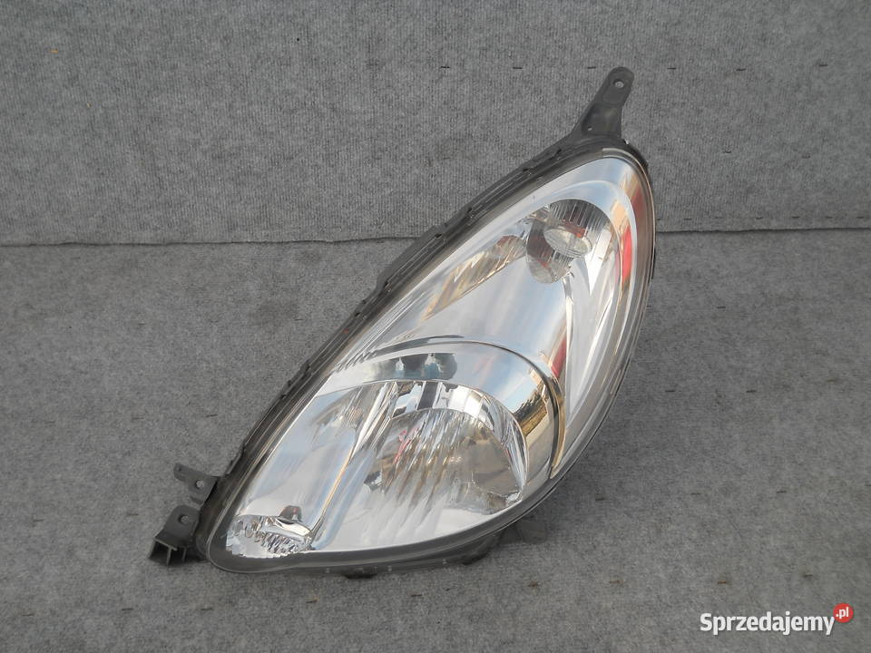 TOYOTA FunCargo LAMPA LEWA PRZEDNIA Lewe Siechnice