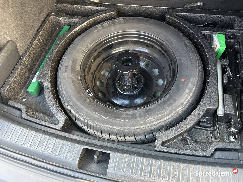 Skoda Karoq Navi kamera biała perła serwisowana Karoq pomorskie Gdańsk