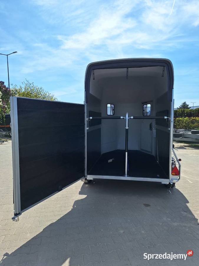 Przyczepa dwóch koni Warszawa