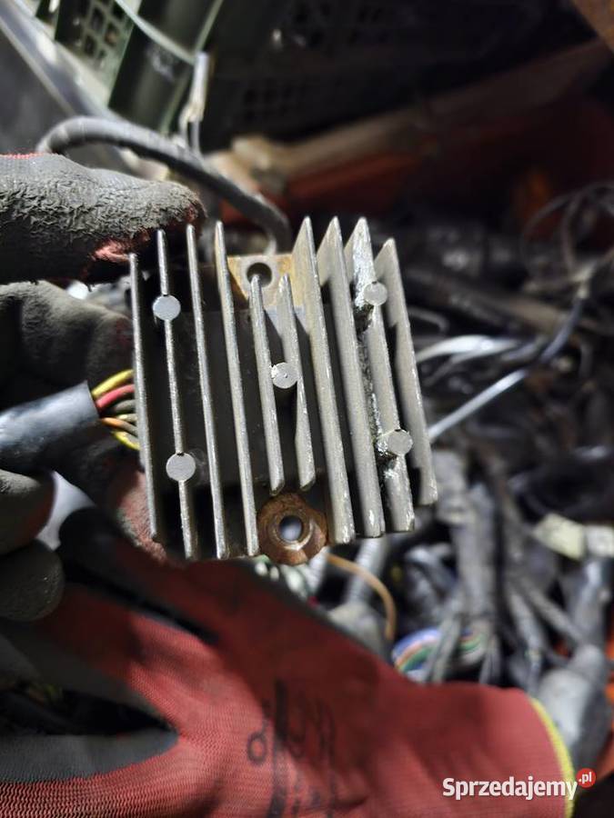 Suzuki DR 800 750 regulator napięcia dr800 DR750 Jelenia Góra
