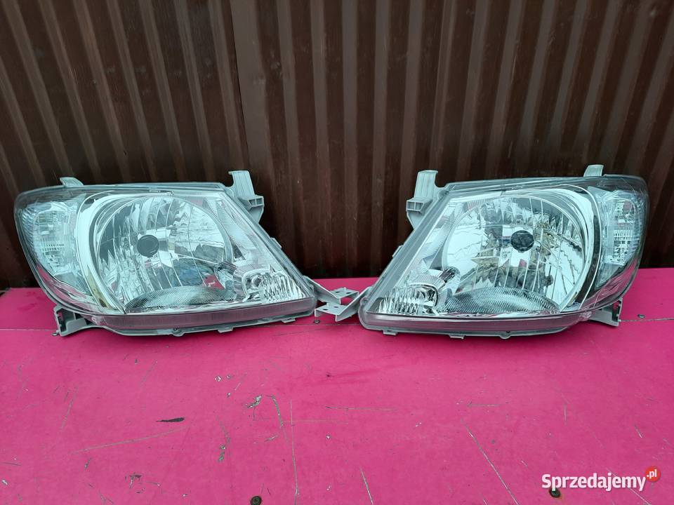 Toyota hilux 09r komplet lamp przednich nowe Uniwersalne Pruszków