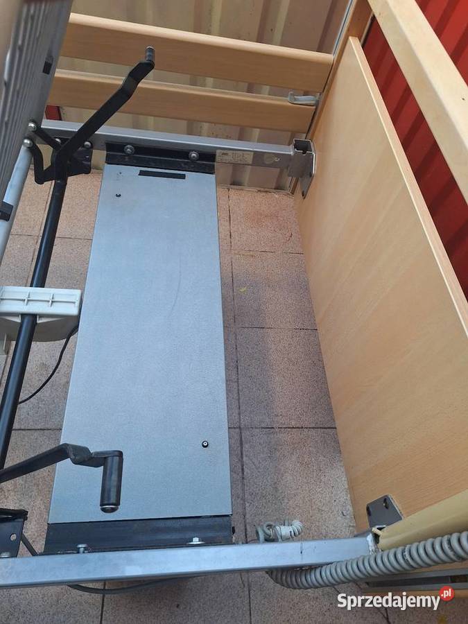 łóżko rehabilitacyjne elektryczne z pilotem Sprzęt rehabilitacyjny i ortopedyczny Sokółka sprzedam