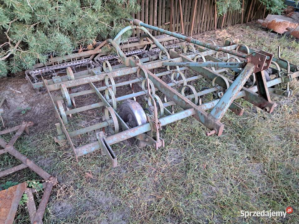 Agregat uprawowy 275 m przedsiewny Gizałki