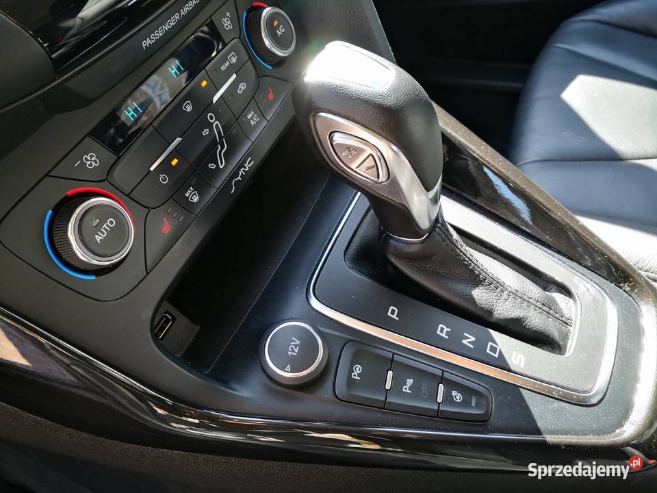 Focus MK3 Titanium 20 AT SYNC3 LED MyKEY NAVI Gubin