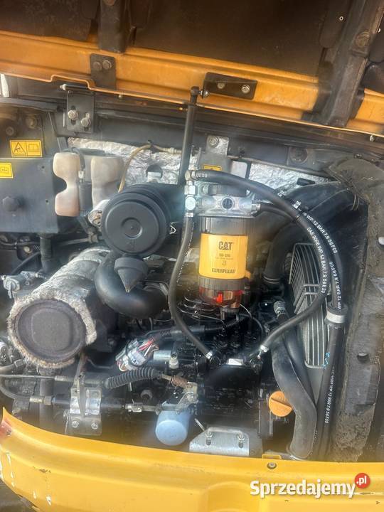 Minikoparka Gąsienicowa CAT Caterpillar 3027D CR Koparki małopolskie Tymowa