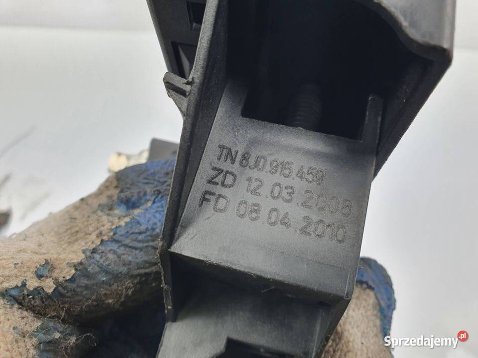 KLEMA AUDI A8 D4 8J0915459 osobowe Lipno sprzedam