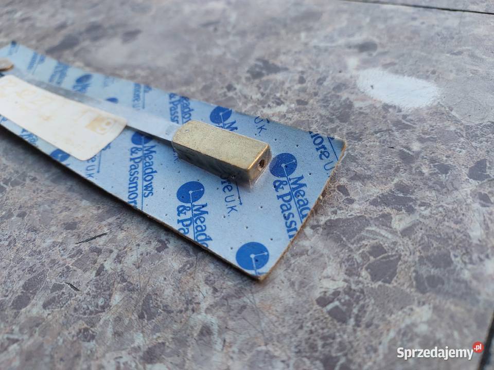 Zawieszka sprężynkowa wahadła starego zegara Tczew