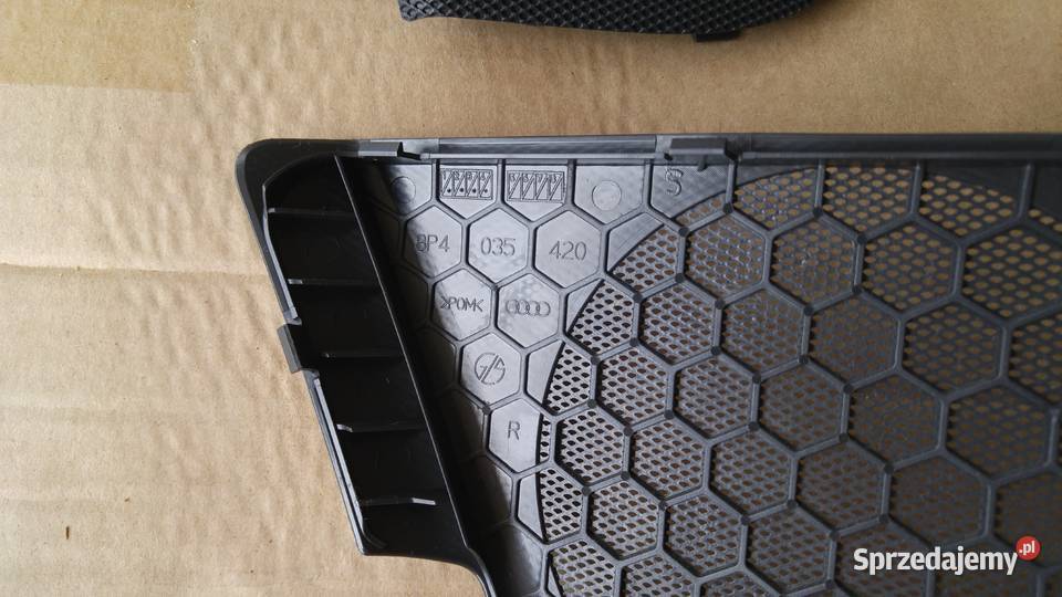 Blendy głośników przednich Audi A3 S3 RS3 8P osobowe Wyposażenie wnętrza